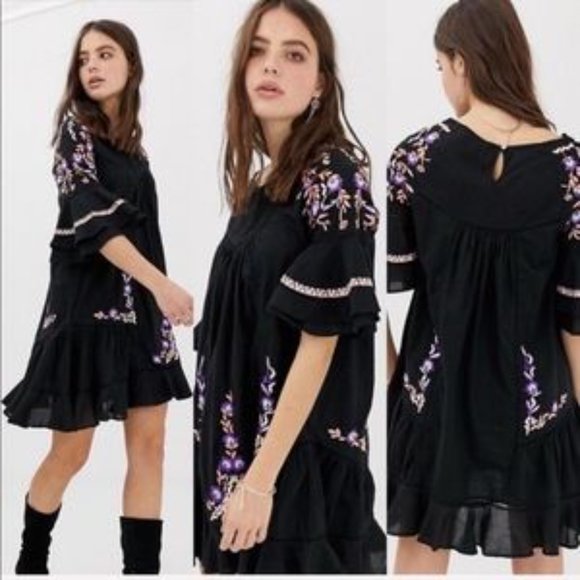 Free People Dresses & Skirts - Free People Black Floral Embroidered Boho Bohemian Babydoll Dress Size Medium